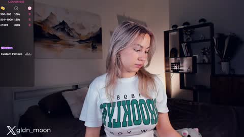 Rina online show from 01/11/25, 02:41