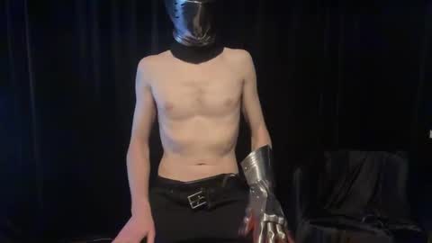 Snapshot of _goodknight chatting on 02/19/25, 08:22 GOODKNIGHT online show from 02/19/25, 08:22