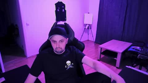 Dennis online show from 06/03/26, 11:43
