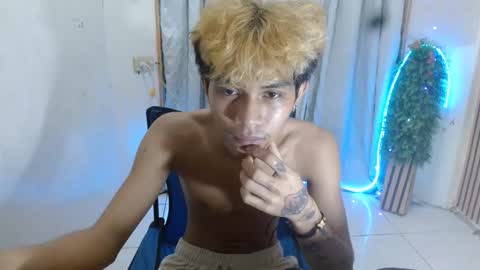 _guison online show from 10/18/25, 10:49