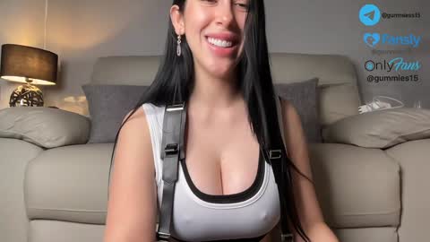 sara online show from 03/11/26, 01:55