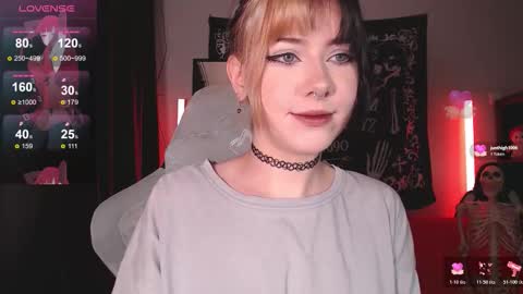 Tori online show from 11/21/25, 09:52