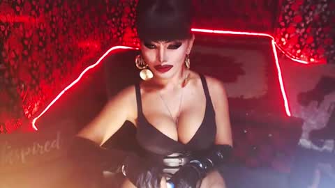 Snapshot of _hailyourqueenx chatting on 01/06/25, 09:11 GoDDess Chloe online show from 01/06/25, 09:11