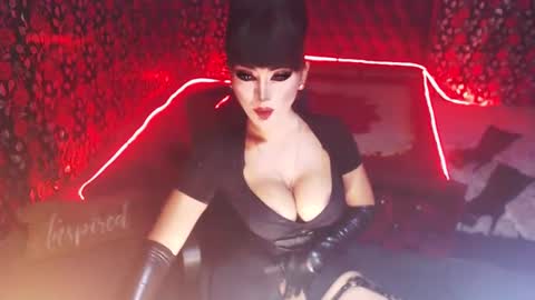 Snapshot of _hailyourqueenx chatting on 01/11/25, 06:33 GoDDess Chloe online show from 01/11/25, 06:33