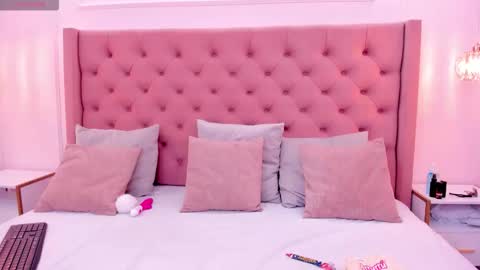 Hanna online show from 11/11/25, 09:26