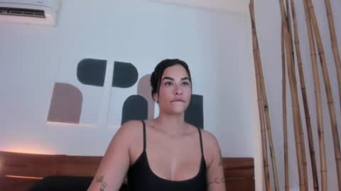 Snapshot of _hanna_johnson_ chatting on 07/14/26, 05:01 Hanna johnson online show from 07/14/26, 05:01