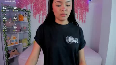 Snapshot of _hanna_sky chatting on 09/22/25, 08:44 Hanna Botero online show from 09/22/25, 08:44