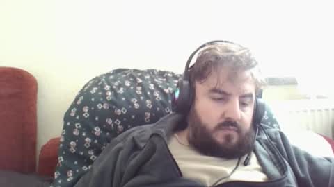  hasanhz.  online show from 12/15/25, 07:34