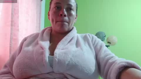 Snapshot of _honey1_ chatting on 07/01/26, 11:12 Honey online show from 07/01/26, 11:12
