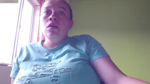 Snapshot of _honey1_ chatting on 07/27/26, 06:15 Honey online show from 07/27/26, 06:15