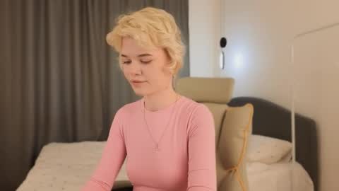 Alisha online show from 05/29/26, 12:36