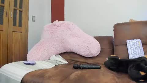 Snapshot of _hottie__ chatting on 06/22/26, 03:25 _hottie__ online show from 06/22/26, 03:25