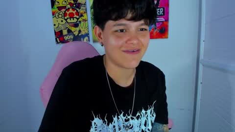 ian online show from 11/21/25, 07:01