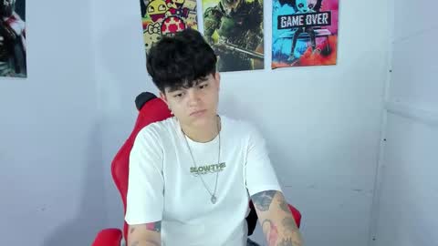 ian online show from 11/28/25, 07:38