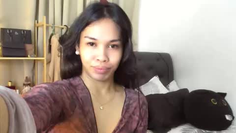 yanie online show from 05/18/26, 08:25