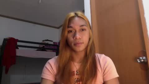 Snapshot of _iwantyourx chatting on 10/23/25, 07:34 KIA online show from 10/23/25, 07:34