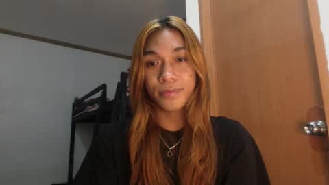 Snapshot of _iwantyourx chatting on 11/12/25, 07:03 KIA online show from 11/12/25, 07:03