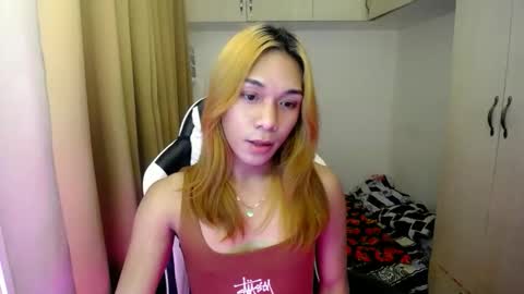 Snapshot of _iwantyourx chatting on 12/03/25, 09:07 KIA online show from 12/03/25, 09:07