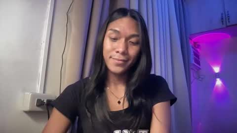 Snapshot of _iwantyourx chatting on 03/19/26, 04:22 KIA online show from 03/19/26, 04:22