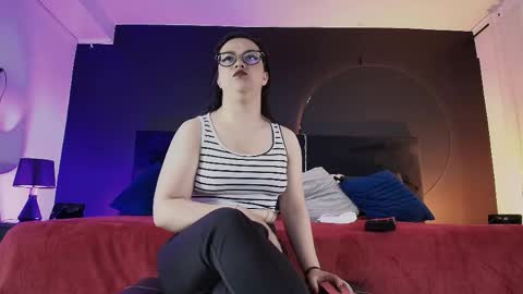Snapshot of _jade_16 chatting on 04/17/26, 11:46 Miss Jade online show from 04/17/26, 11:46