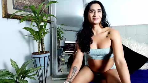 Snapshot of _jade_2 chatting on 03/05/25, 11:38 Jade  online show from 03/05/25, 11:38