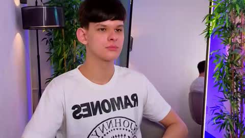 James online show from 02/04/26, 03:29