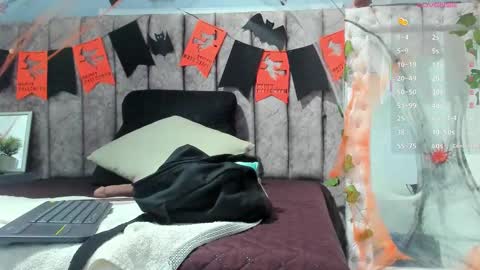 Snapshot of _jasmine_blush chatting on 11/03/25, 08:43 Jasmine online show from 11/03/25, 08:43