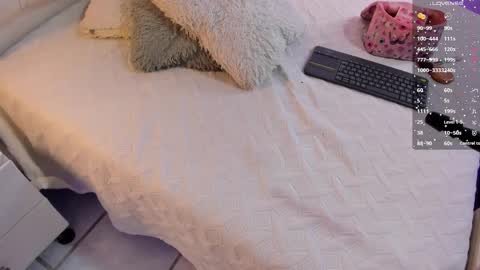 Snapshot of _jasmine_blush chatting on 11/26/25, 09:05 Jasmine online show from 11/26/25, 09:05