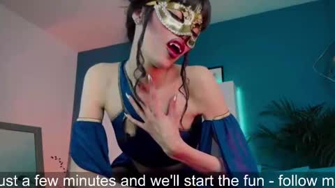  ...  online show from 10/25/25, 07:08