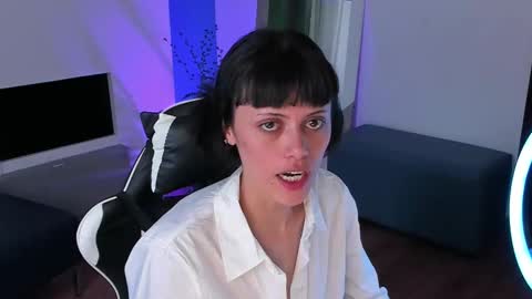  ...  online show from 11/01/25, 07:05