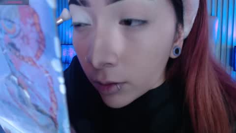 Mia online show from 11/21/25, 02:05