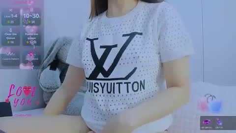 Joly online show from 04/12/26, 02:16