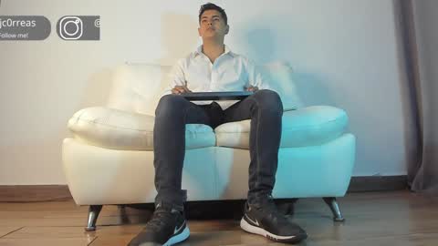 _juanes__ online show from 01/02/25, 10:11