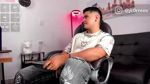 _juanes__ online show from 11/19/25, 08:53