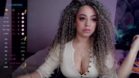 _just_a_queen_3 online show from 01/02/25, 11:09