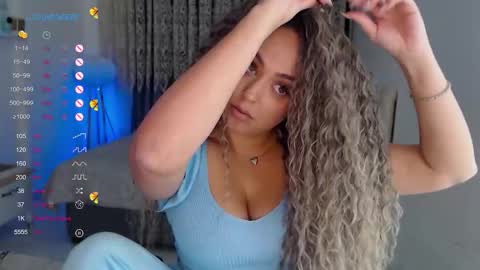 _just_a_queen_3 online show from 01/06/26, 10:30