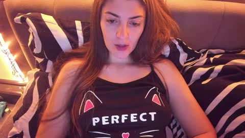 _just_a_simple_girl online show from 01/14/25, 12:56