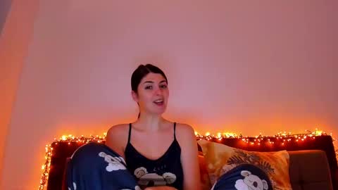 _just_a_simple_girl online show from 02/20/25, 11:31