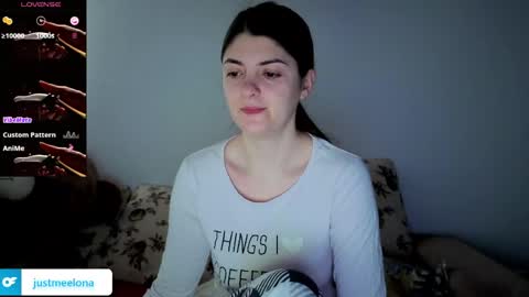 Snapshot of _just_a_simple_girl chatting on 04/17/26, 05:54 _just_a_simple_girl online show from 04/17/26, 05:54