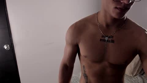 justin online show from 02/22/26, 01:18