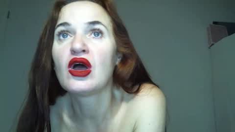 KAPELKA   online show from 12/03/25, 03:36