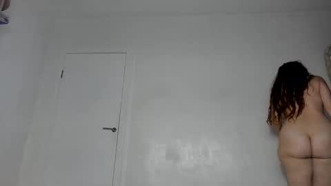 Snapshot of _kapelka_ chatting on 06/09/26, 07:03 KAPELKA online show from 06/09/26, 07:03