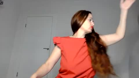 Snapshot of _kapelka_ chatting on 06/19/26, 06:23 KAPELKA online show from 06/19/26, 06:23