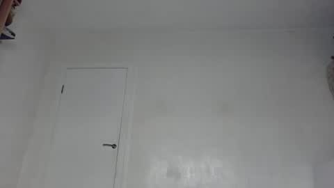 Snapshot of _kapelka_ chatting on 07/06/26, 06:32 KAPELKA online show from 07/06/26, 06:32