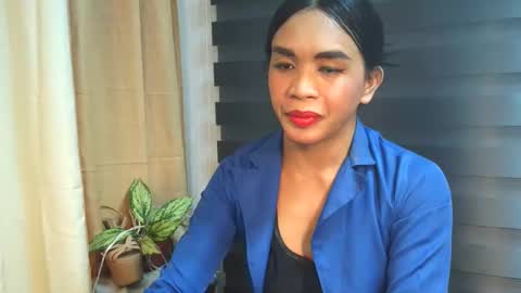 _karie_ online show from 11/04/25, 12:15