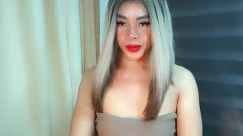 Snapshot of _karie_ chatting on 04/30/26, 11:31 _karie_ online show from 04/30/26, 11:31
