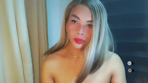 Snapshot of _karie_ chatting on 05/07/26, 10:09 _karie_ online show from 05/07/26, 10:09