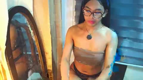 Snapshot of _karie_ chatting on 05/10/26, 03:28 _karie_ online show from 05/10/26, 03:28