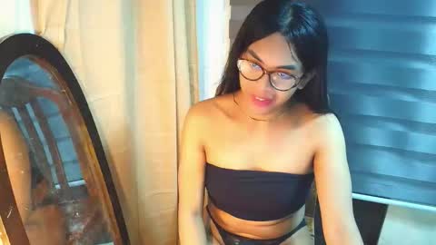 Snapshot of _karie_ chatting on 05/11/26, 03:45 _karie_ online show from 05/11/26, 03:45