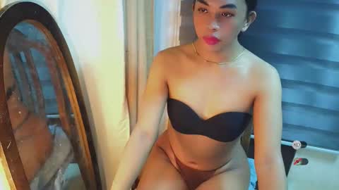 Snapshot of _karie_ chatting on 05/16/26, 03:58 _karie_ online show from 05/16/26, 03:58